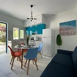 The Sky Yard Eclectic Apartment Rhodes City