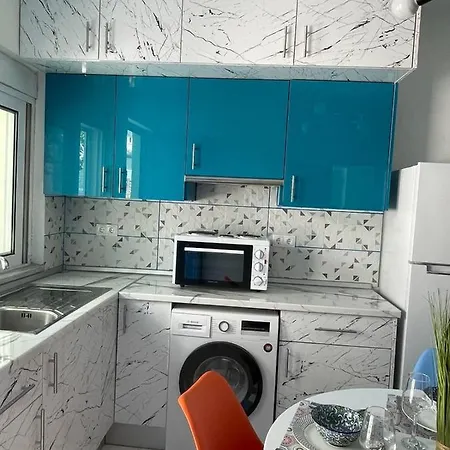 The Sky Yard Eclectic Apartman *