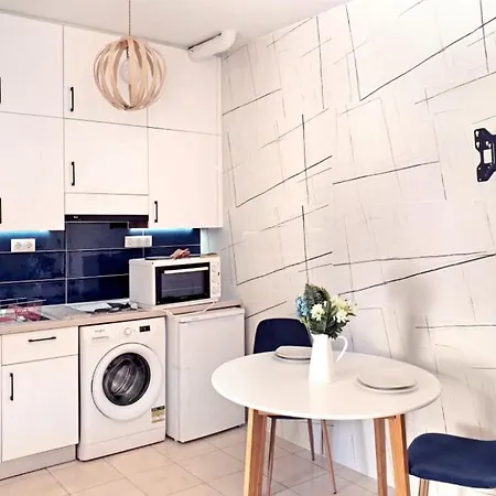 The Sky Yard Eclectic Apartment *