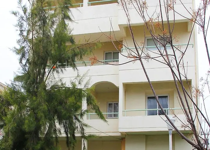 The Sky Yard Eclectic דירה